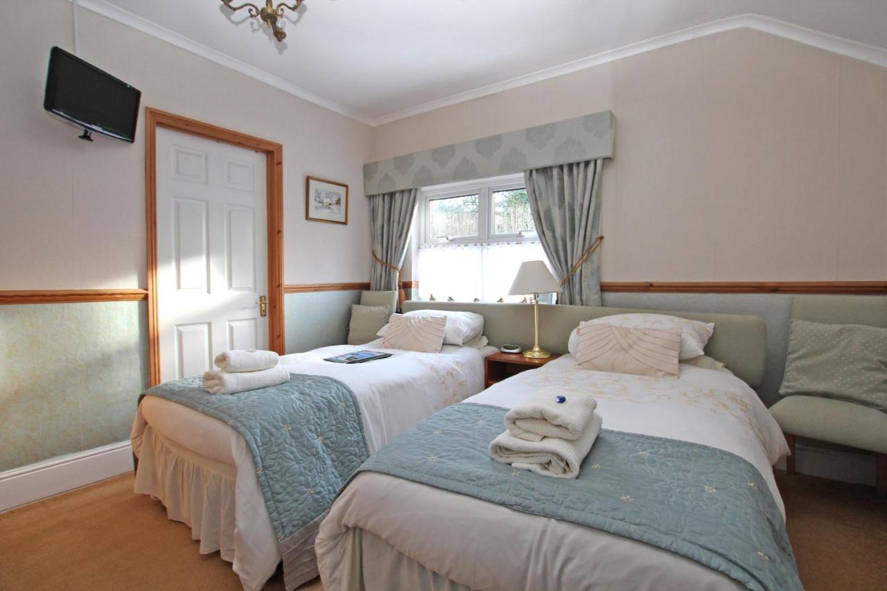 Twin Oaks Guest House Cadnam Exterior foto